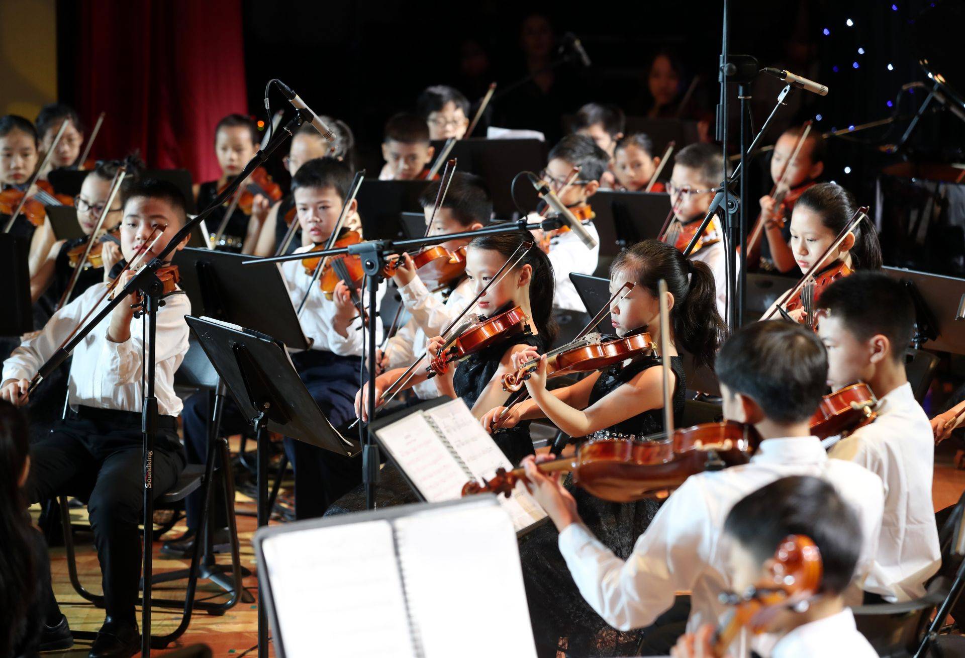 演出經(jīng)紀(jì)人證書(shū)報(bào)名指南 條件、難度與頒發(fā)機(jī)構(gòu)詳解